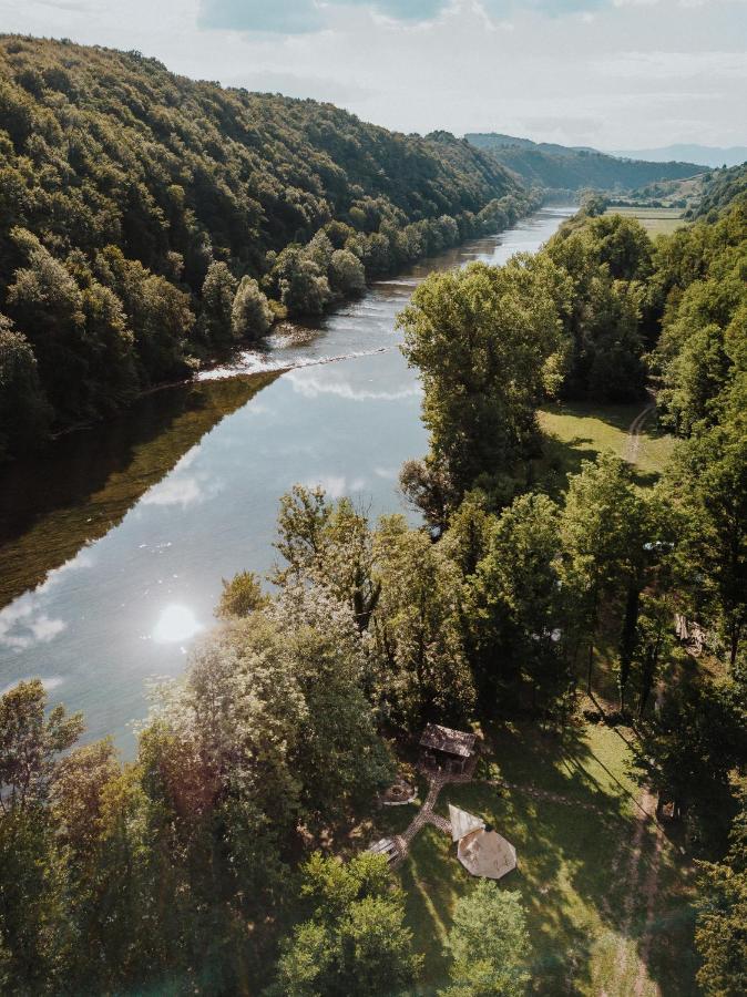 Robinson Camp Kupa - Juratovicki Brig Hotel Netretic Eksteriør billede